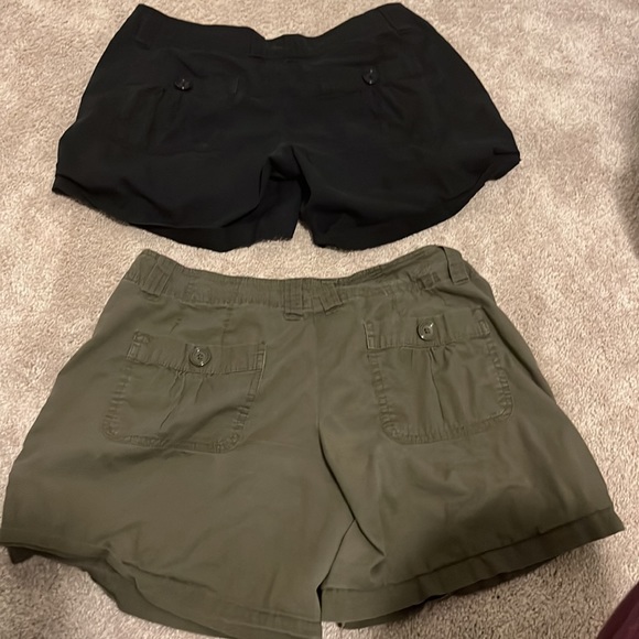 Two pairs of Rickis Size 8 shorts - Picture 4 of 6
